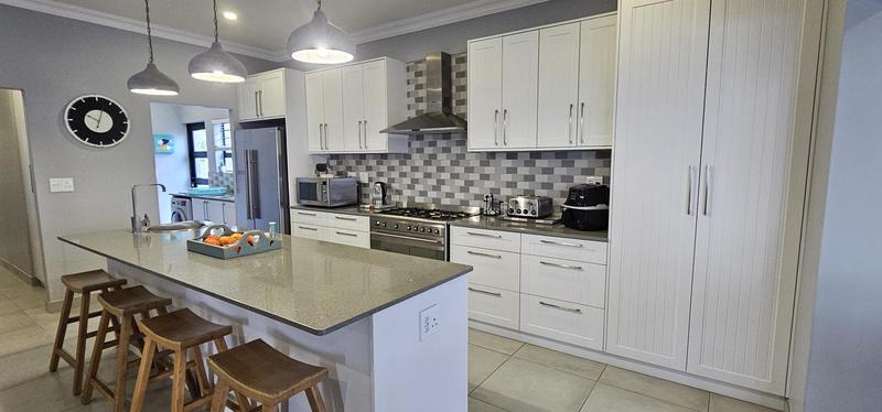 4 Bedroom Property for Sale in Myburgh Park Western Cape